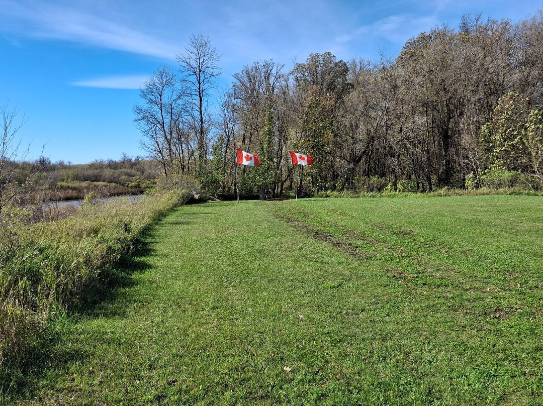 St. Adolphe Friendship Trail-Saint Adolphe必去景点