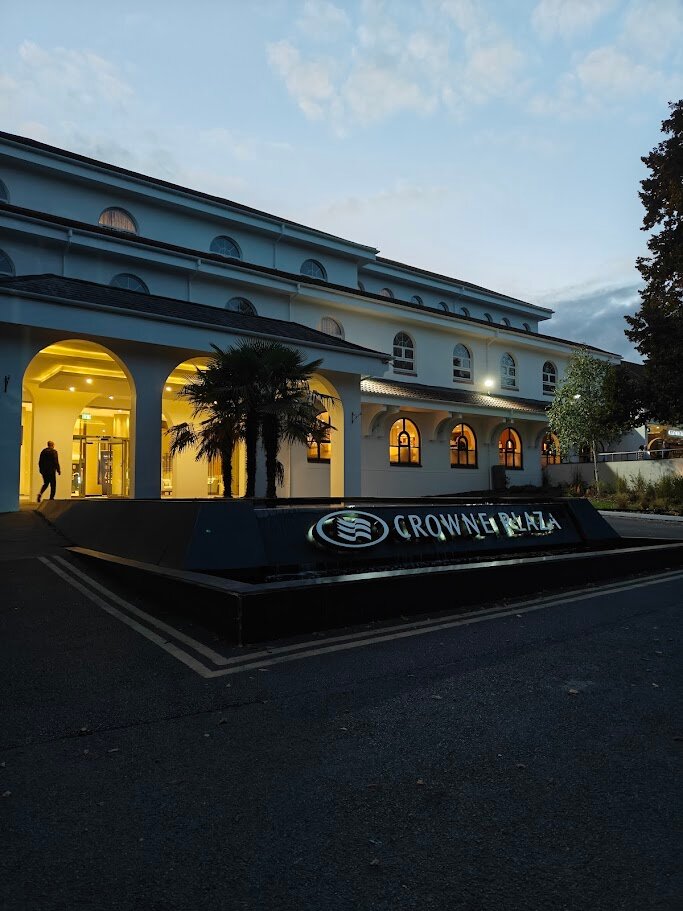Crowne Plaza Gerrards Cross by IHG-浴室