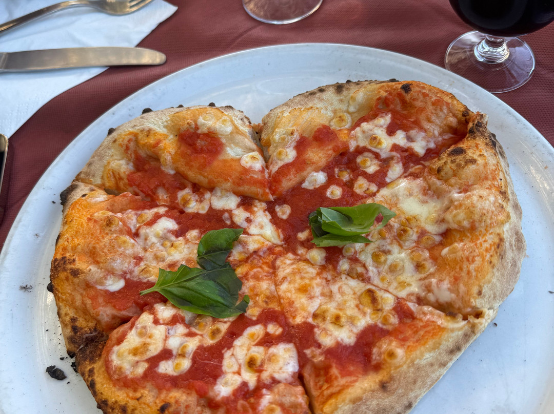 Azienda Agrituristica Il Turuziello-马萨卢布伦塞必去景点