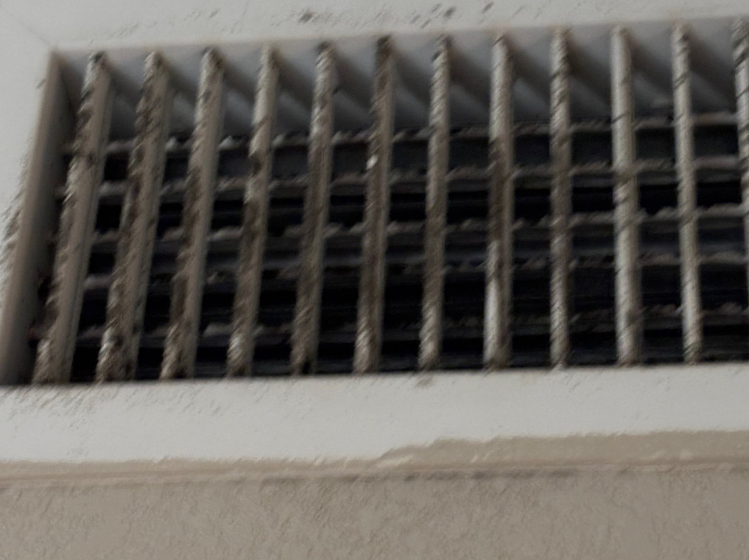 弗拉格斯塔夫大使套房酒店主图