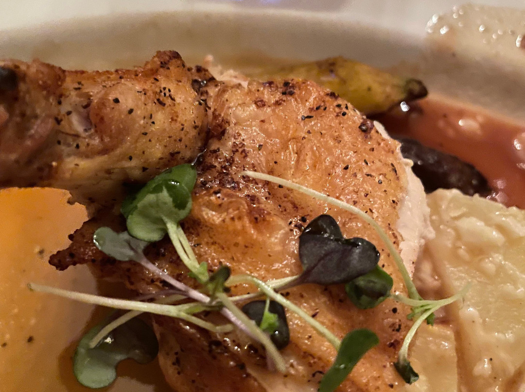 Edgewood Restaurant + Bar