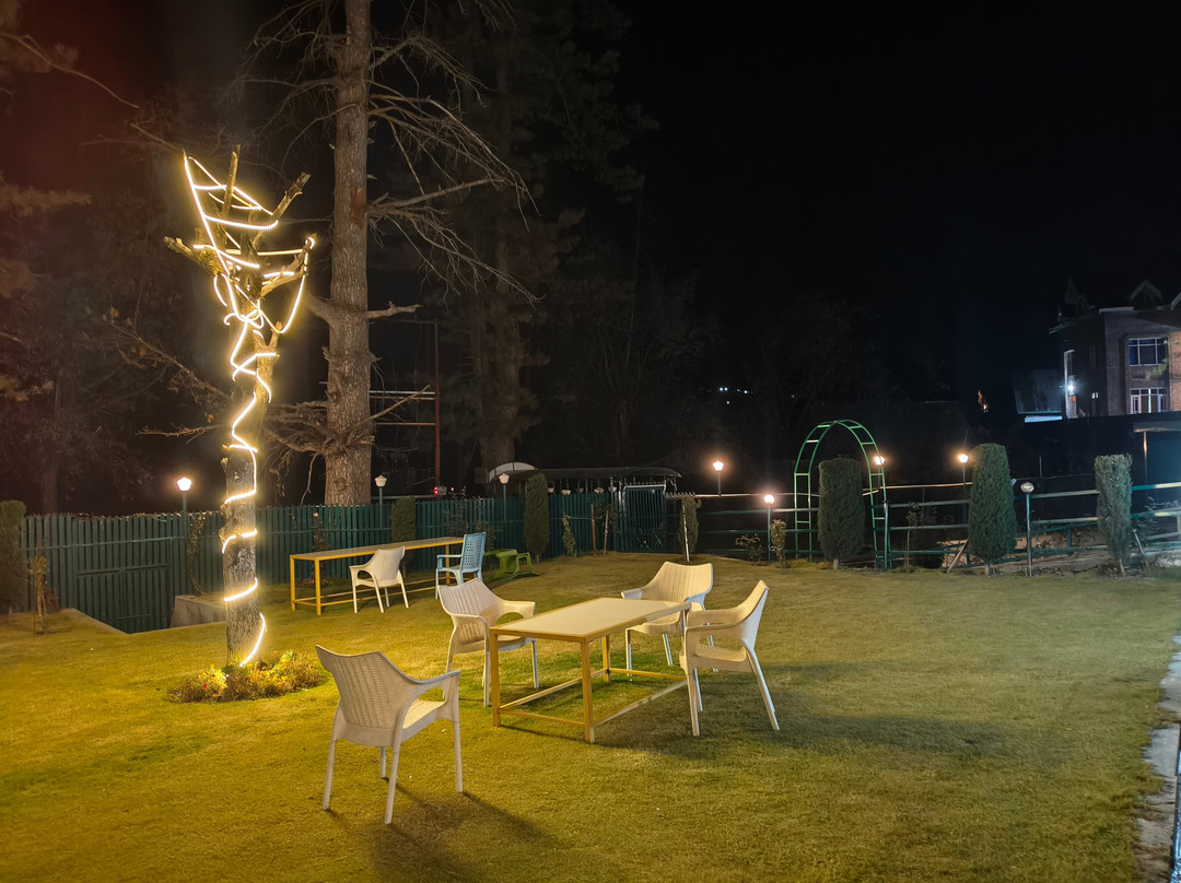 Hotel Gulmarg House主图