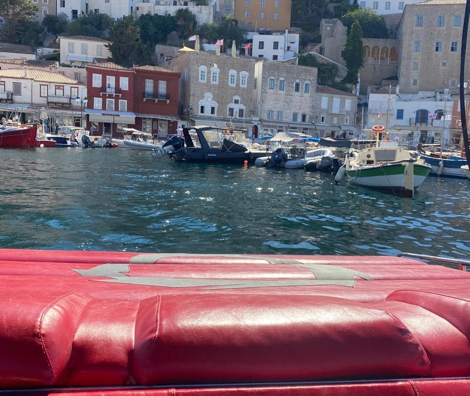 Riviera Sea Cruises-Argyroupoli必去景点