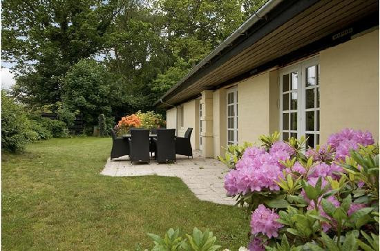 Hornbaek Bed & Breakfast主图