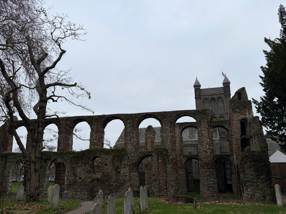 St. Botolph's Priory-科尔切斯特必去景点