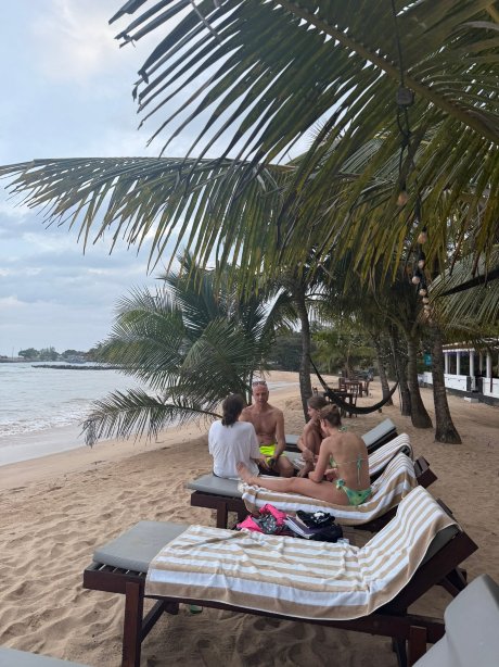 Serenity Beach Cabanas-官方