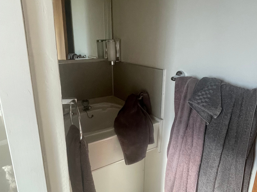 Thornton Lodge Motel主图