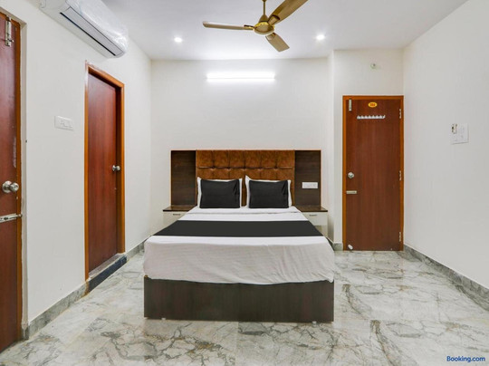 Super Hotel O Arjun Residency