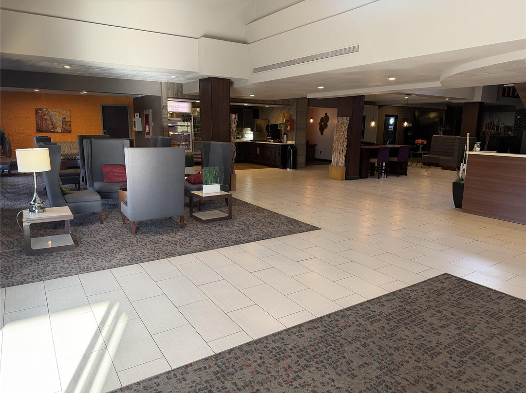 Best Western Plus Miamisburg-Dayton Suites, Banquets & Hotel主图