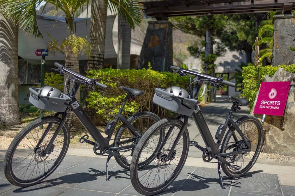 迪娜罗宾酒店高尔夫及水疗中心主图