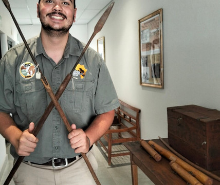 Lourie Trips & Tours-路易特里哈特必去景点