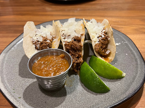 NYLO Las Colinas Hotel, Tapestry Collection by Hilton主图