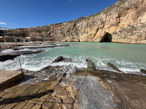 Dwejra Bay-圣劳伦斯必去景点