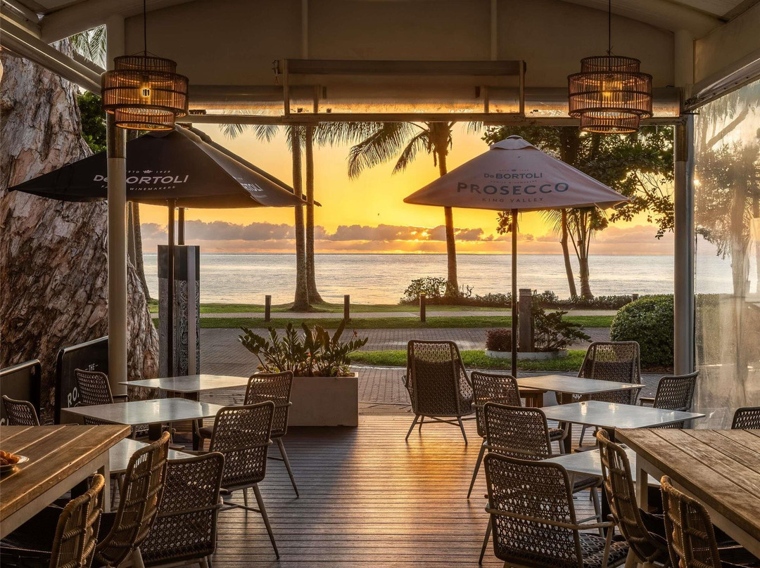 棕榈湾派珀斯海滩俱乐部及水疗主图