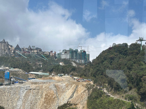 Sun World Ba Na Hills Cable Car-岘港必去景点