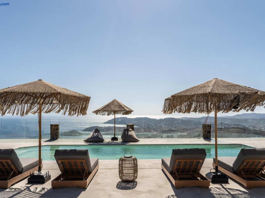 Makani Suites
