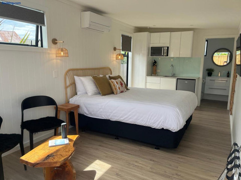 Matakana Central 981