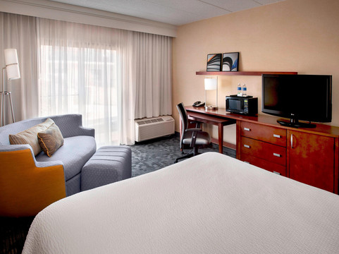 哈特福德温莎机场万豪万怡酒店