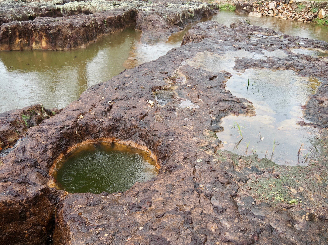 Mystery Craters-South Kolan必去景点