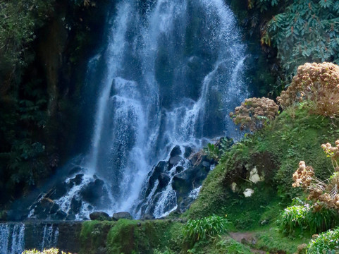 Parque Natural da Ribeira dos Caldeirões-Achada必去景点