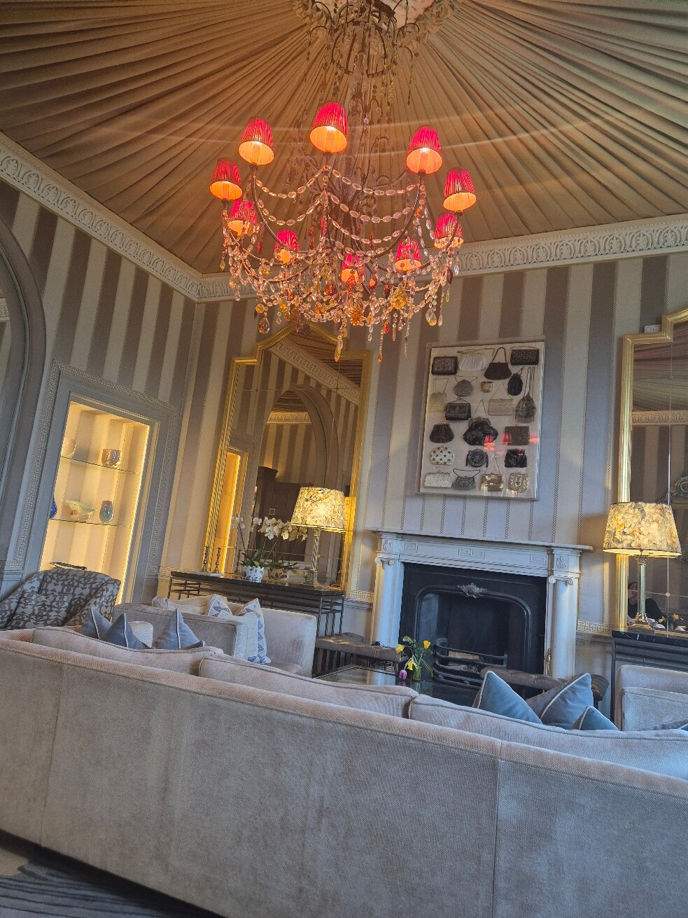 毕晓普斯特罗水疗酒店-官方