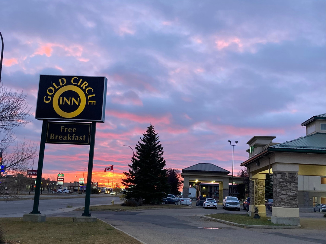 黄金圈酒店主图