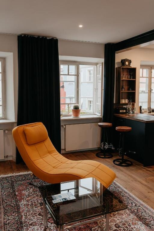 穆赫多夫酒店主图