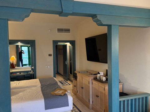 兰萨罗特火山酒店主图