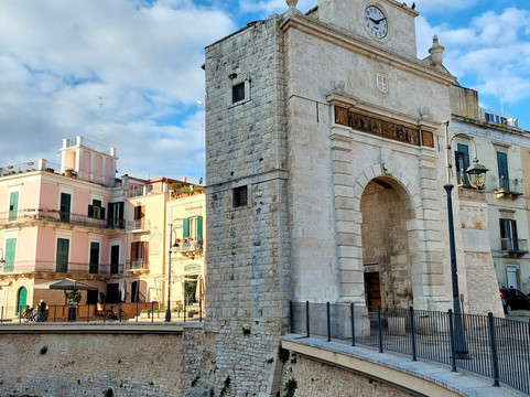 Porta Baresana-Bitonto必去景点