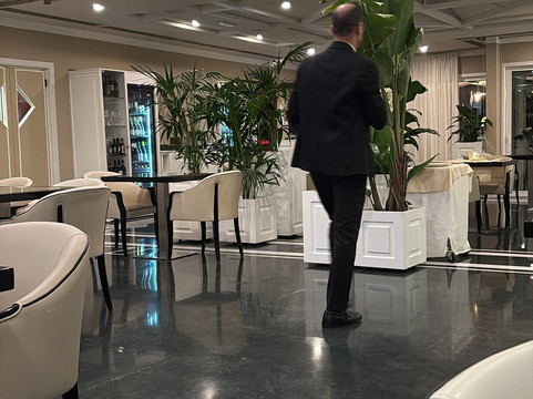 怡东大酒店主图