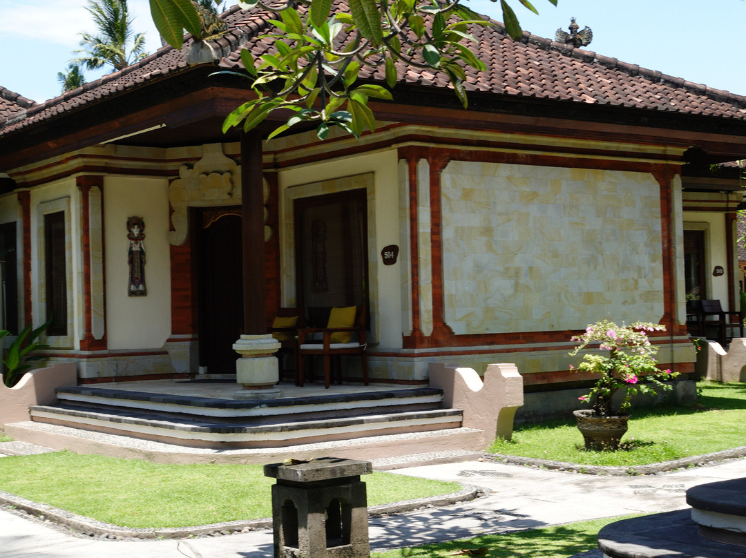 卡迪达萨普里巴古斯酒店主图