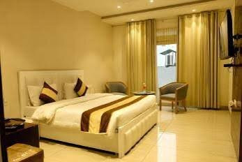 黑芒果度假村主图