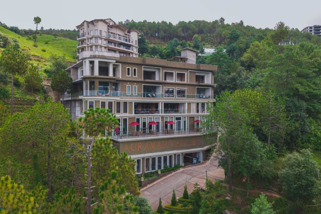 The Manor Sports and Wellness Hotel