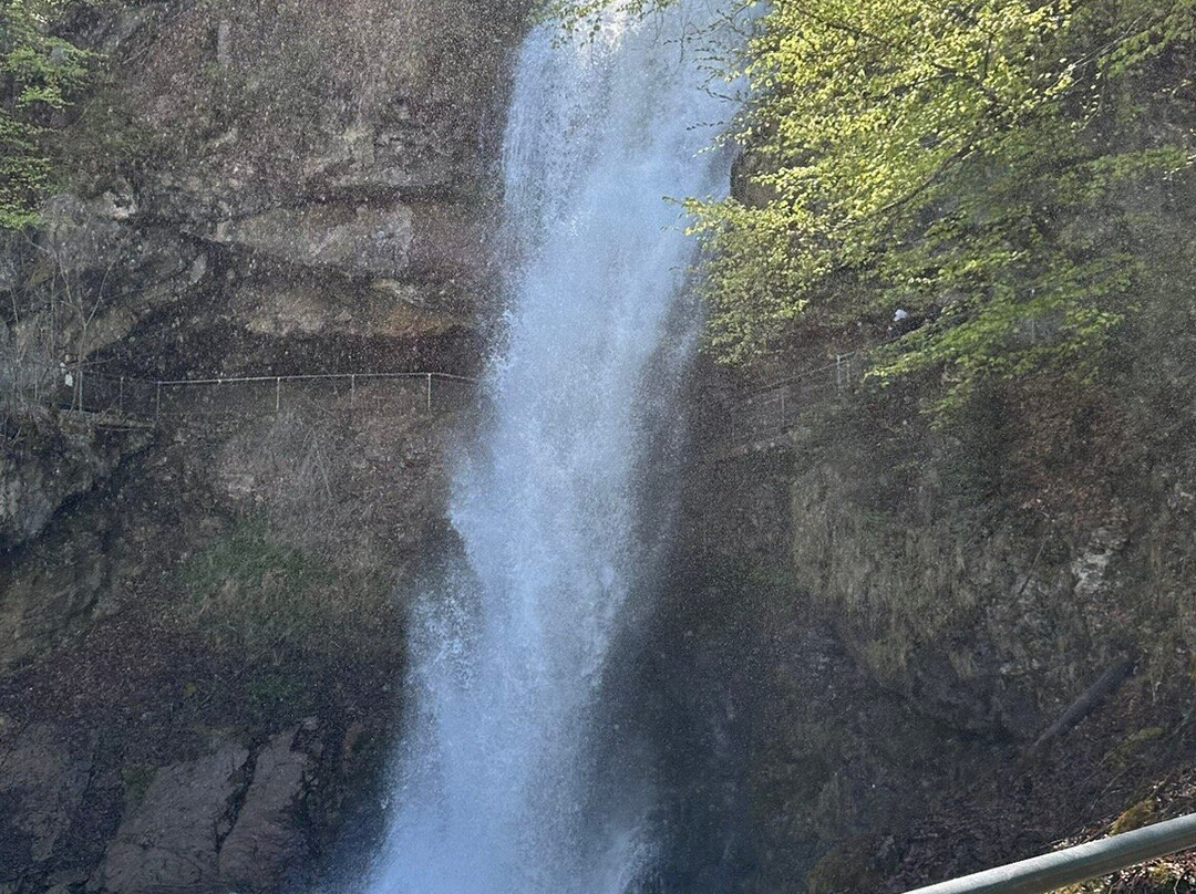 Giessbach Falls-吉特霸赫必去景点