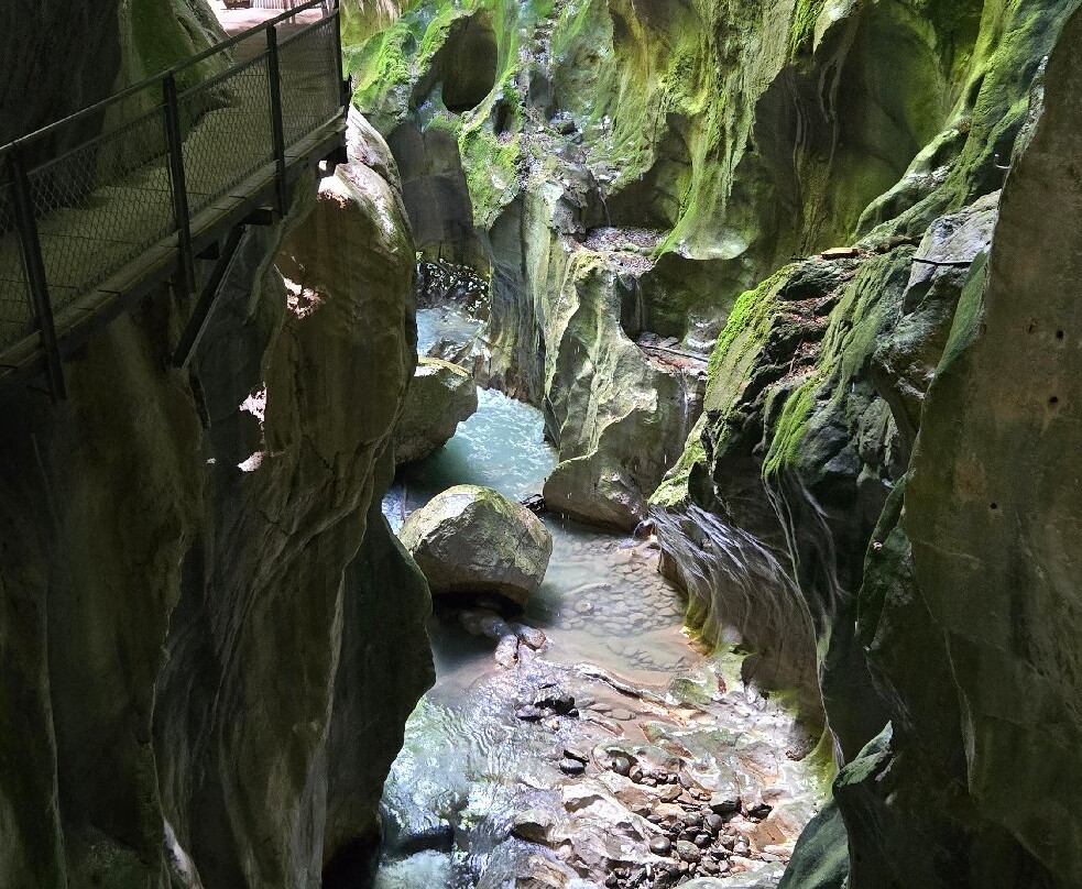 Gorges du Pont du Diable-La Vernaz必去景点