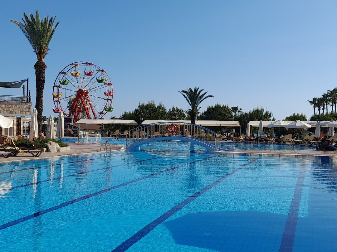Club Hotel Turan Prince World主图