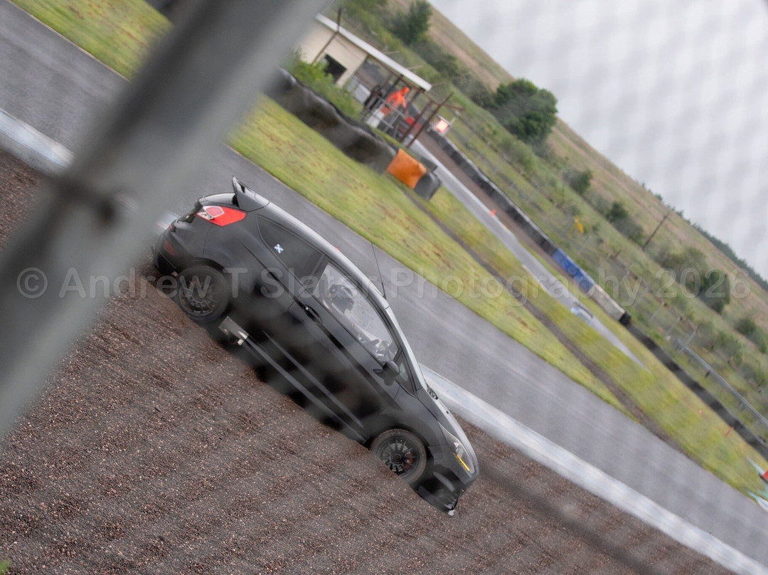 Knockhill Racing Circuit-丹弗姆林必去景点