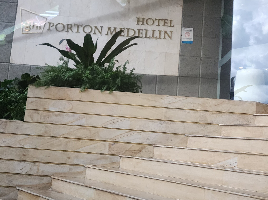 波顿麦德林 GHL 酒店主图