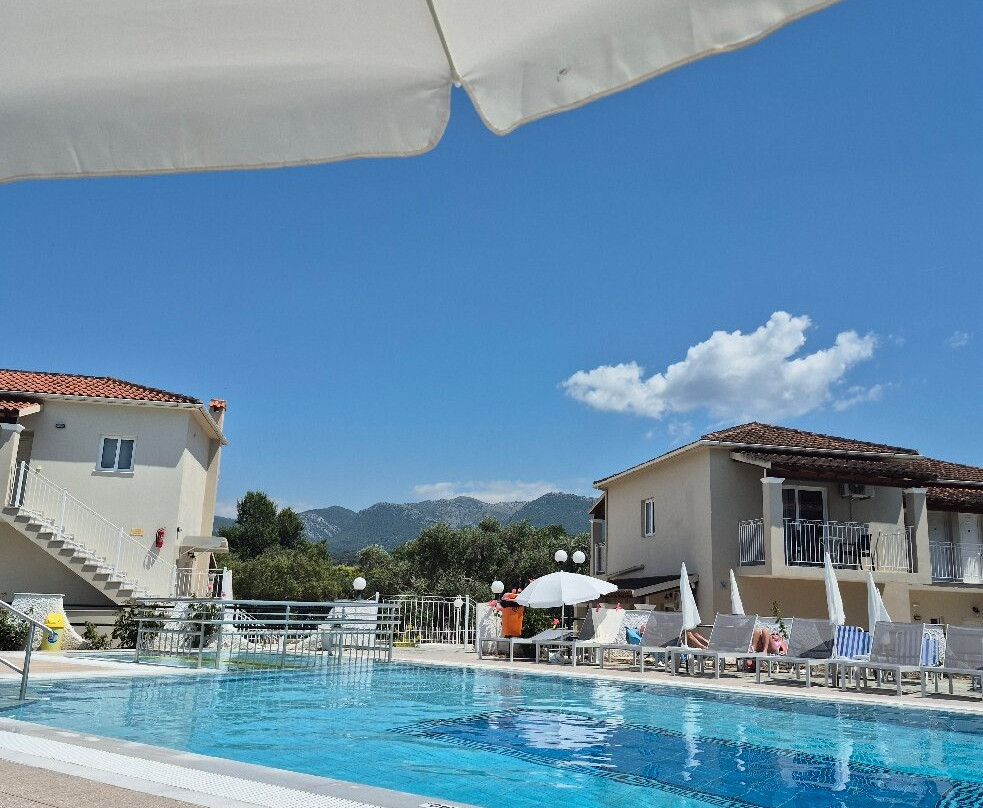 Roda Oasis Hotel & Apartments主图