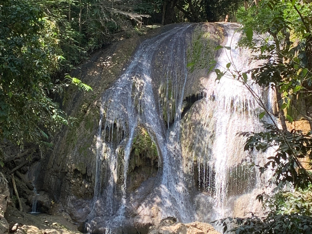 Oenesu Waterfall-古邦必去景点