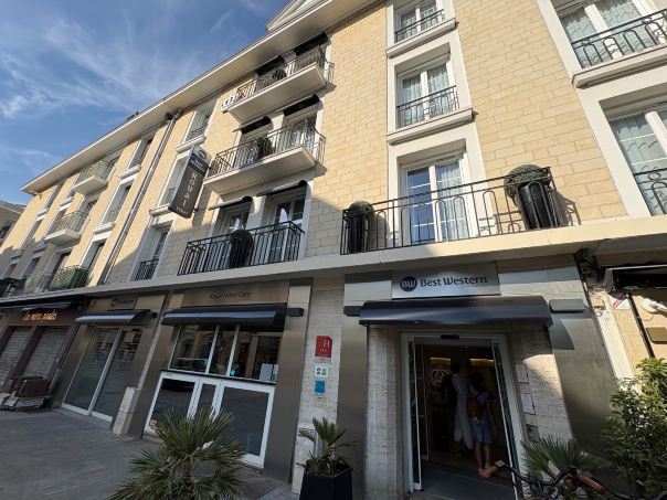 卡昂皇家贝斯特韦斯特酒店-度假村/酒店