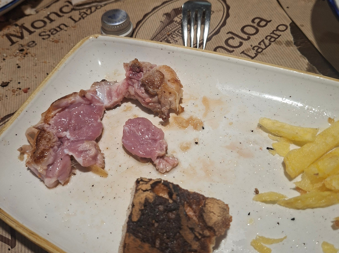 帕拉狄恩复合式酒店主图