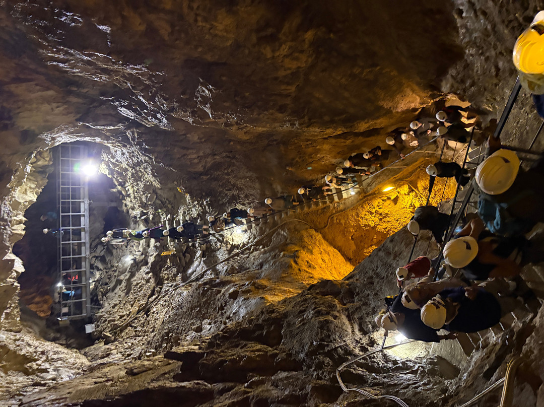 Grotte del Cavallone-Lama dei Peligni必去景点