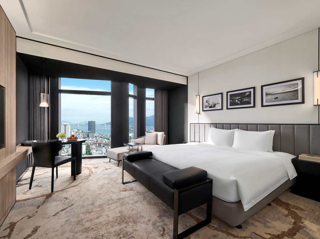 Crowne Plaza Danang City Centre
