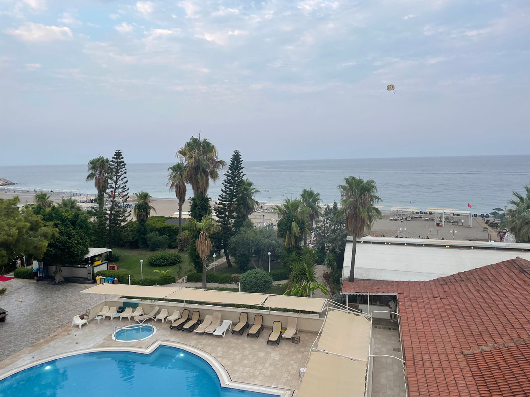 Club Marakesh Beach Hotel