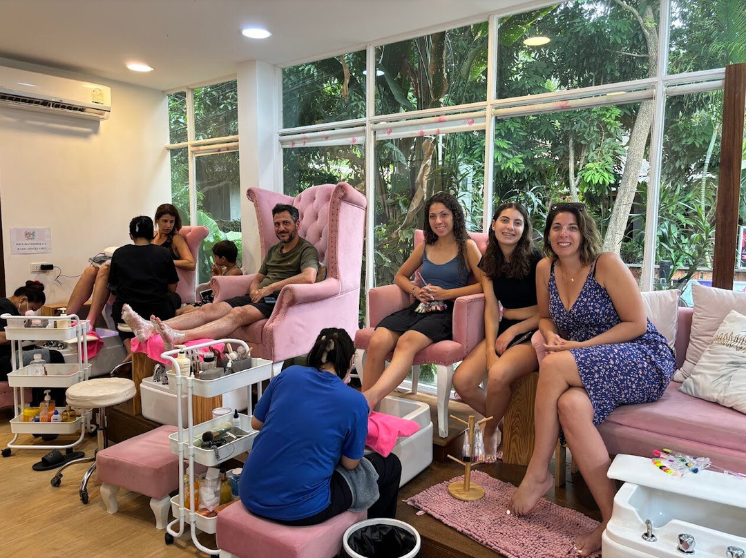 AtSign Nail Salon & Spa