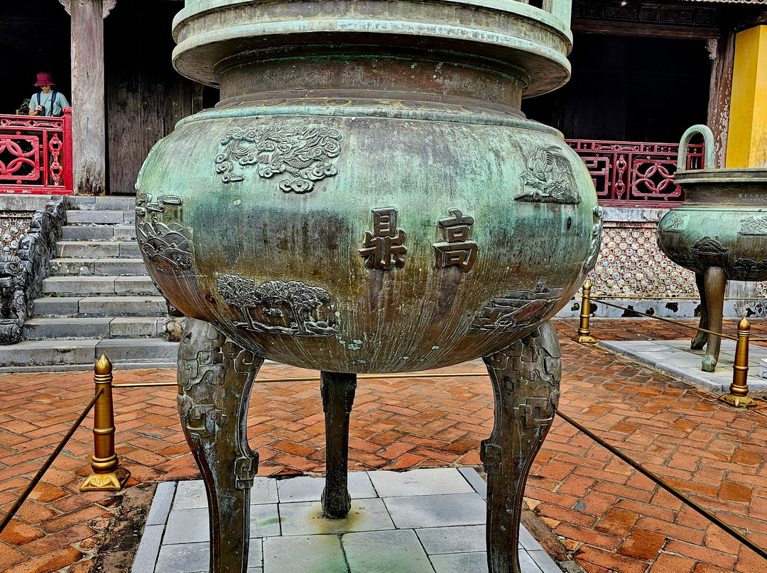 Nine Dynastic Urns-顺化必去景点