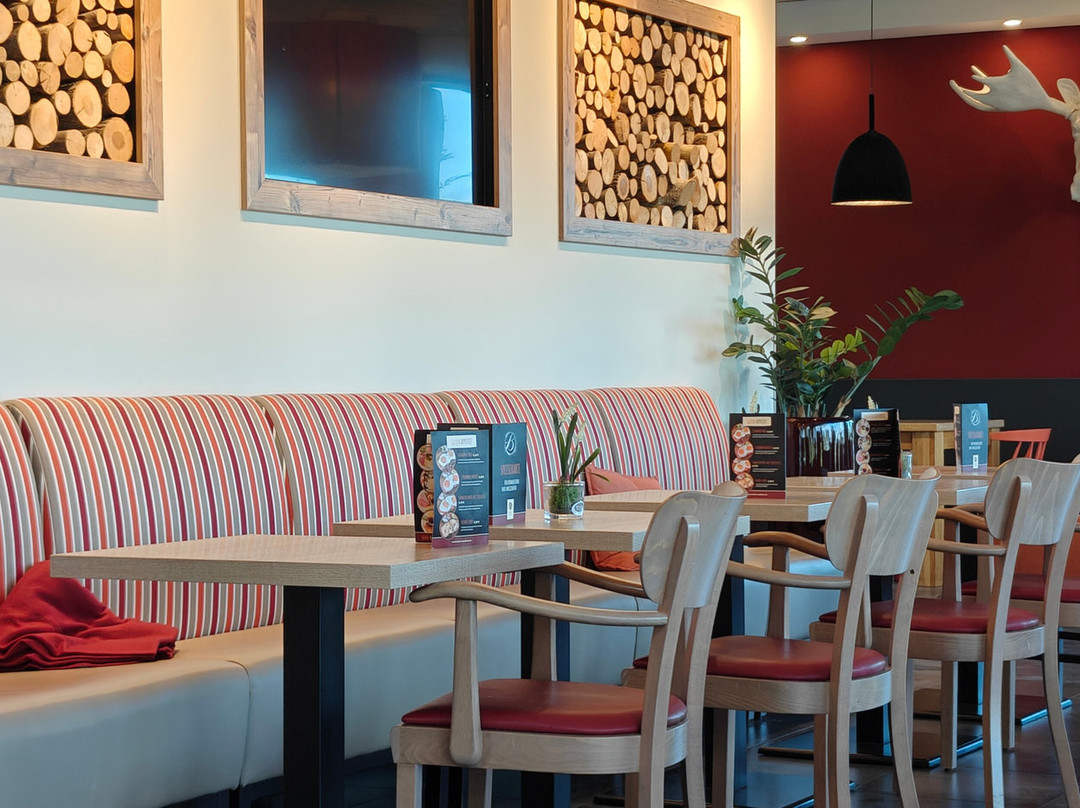 Biel's Cut and Coffee Einbeck