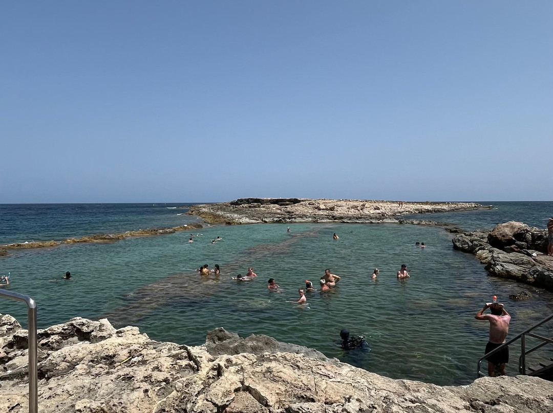 Qawra Point Beach-Bugibba必去景点