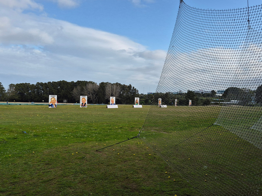 Golf Warehouse Driving Range - Takapuna-塔卡普纳必去景点
